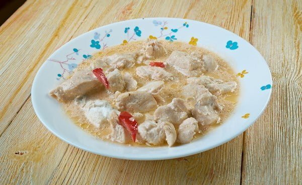 Congo Food - Akoho Sy Voanio (Chicken in Coconut Milk)