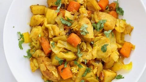 Ethiopian Food - Atakilt Wat (Mixed Vegetable Stew Goodness)