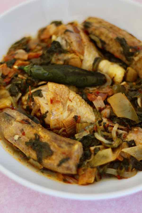 Rwandan Food - Igisafuria: (A one-pot dish of chicken and vegetables)