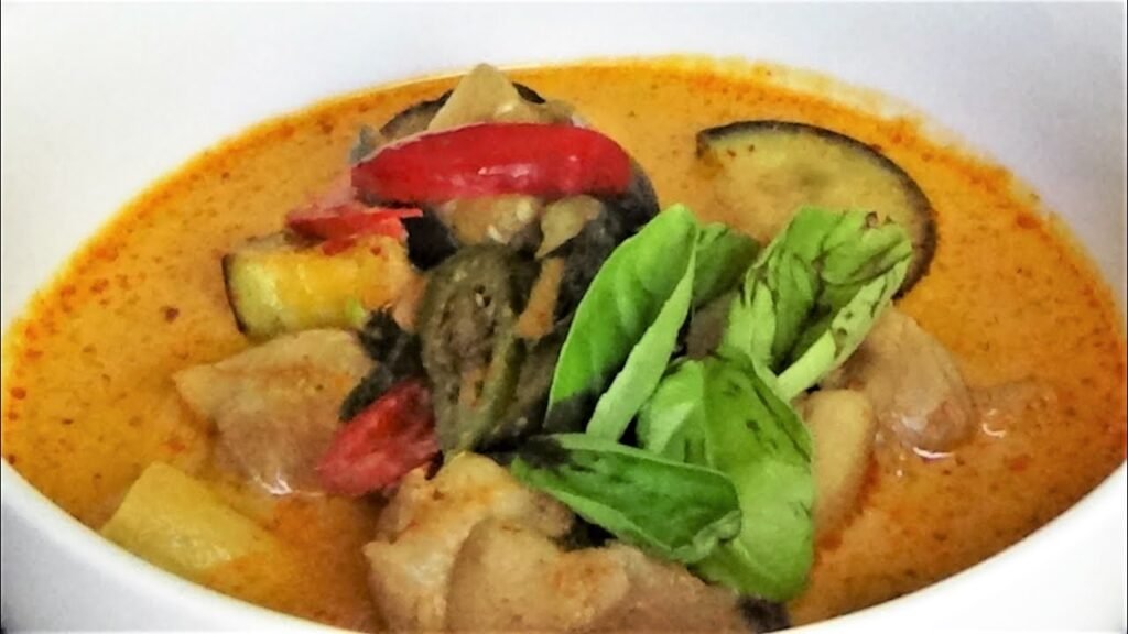 Thai Food - Thai chicken and eggplant yellow curry