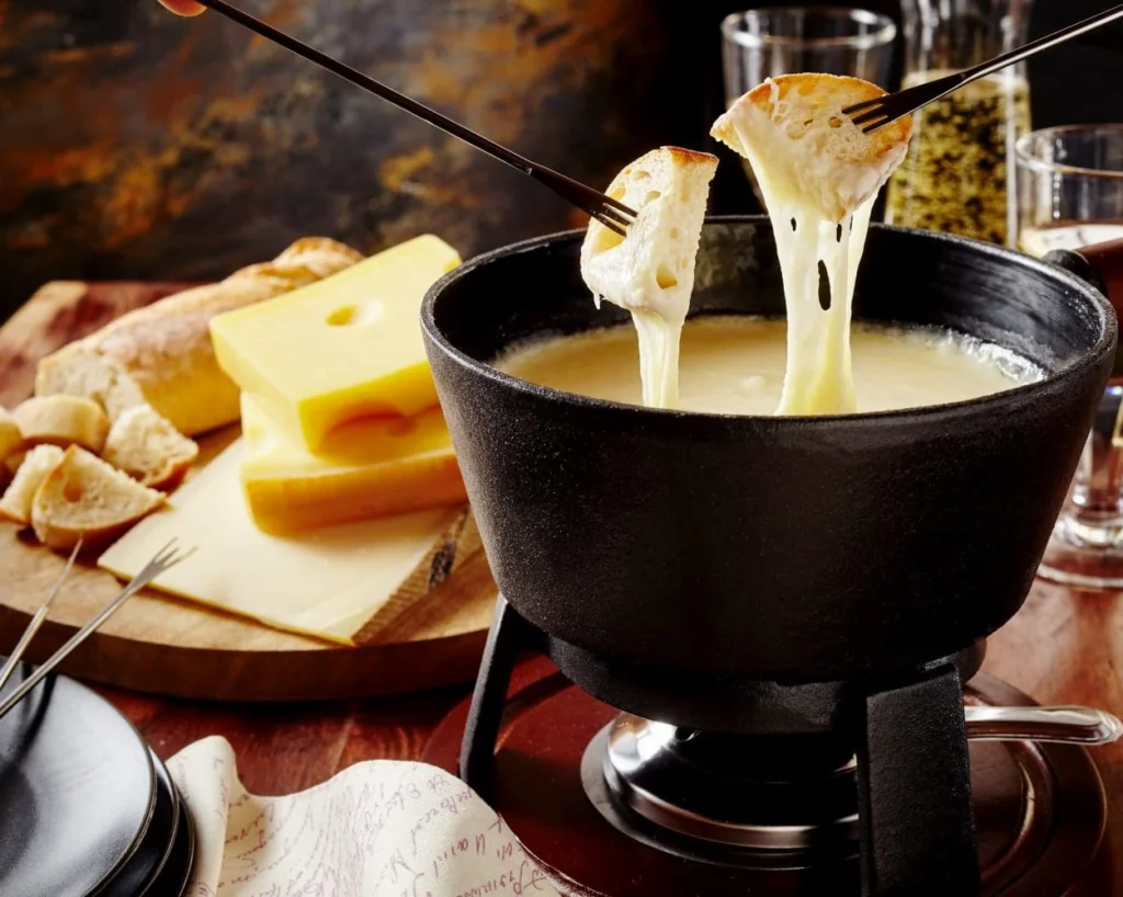 Swiss cuisine – Main Courses - Cheese Fondue