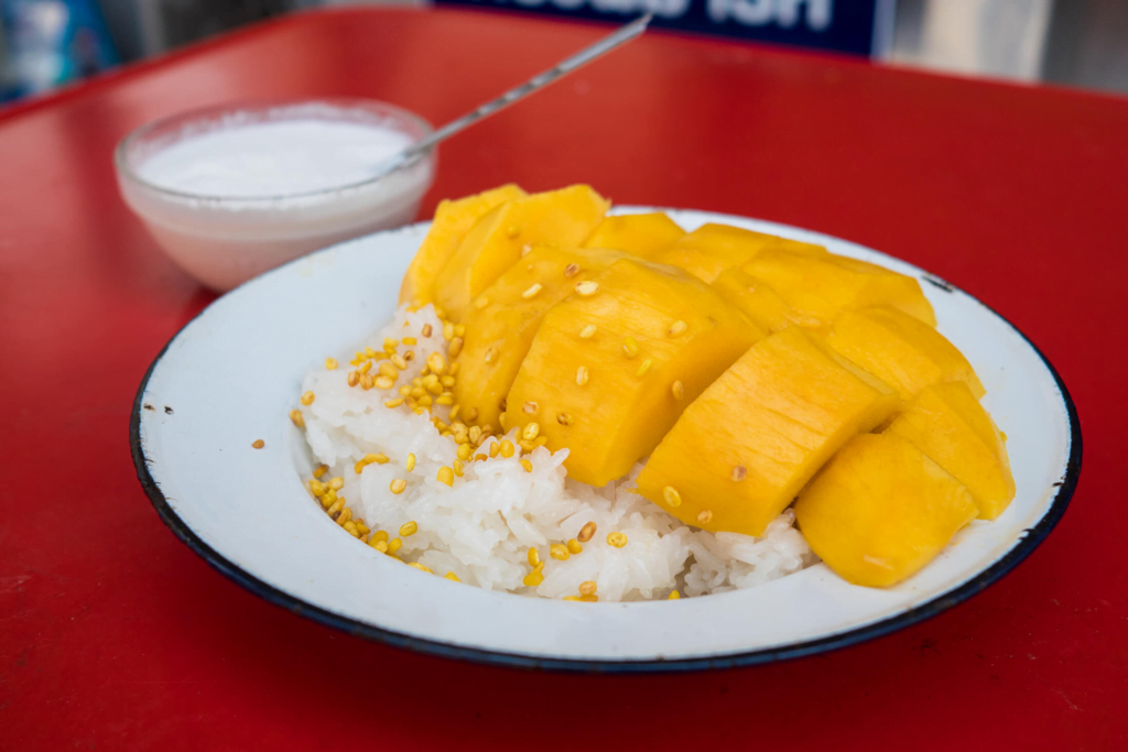 Thai Desserts - Mango Sticky Rice