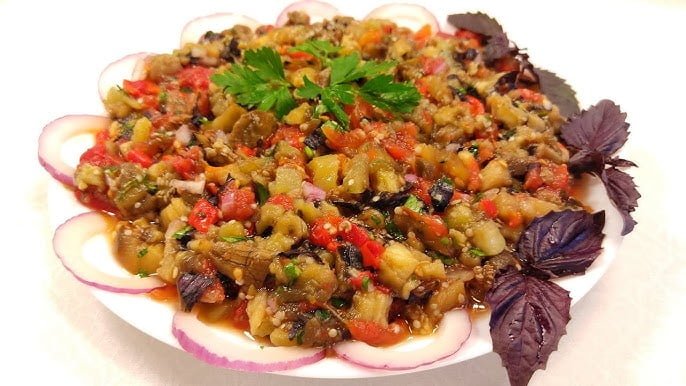 Azerbaijani Food - Manqal salatı