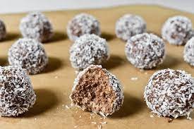 Swedish Food - Chokladbollar (Chocolate Balls)