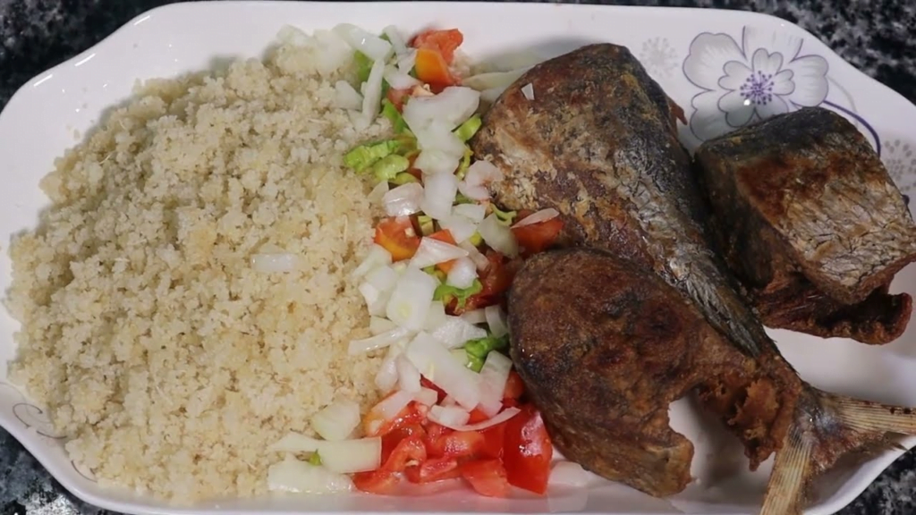 Ivory Coast Food - Garba (Attiéké with Fried Tuna)