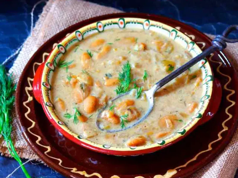 Czech Food - Bílá Fazolová Polévka (White Bean Soup) 