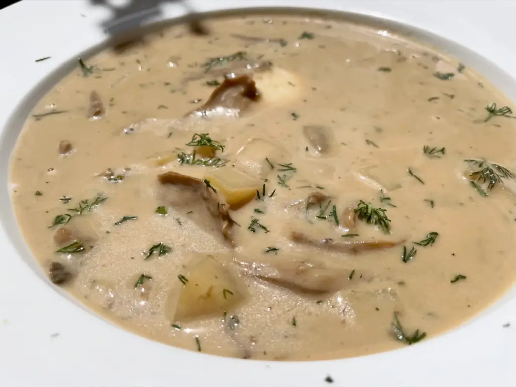 Czech Food - Kulajda Polévka (Creamy Mushroom Soup) 