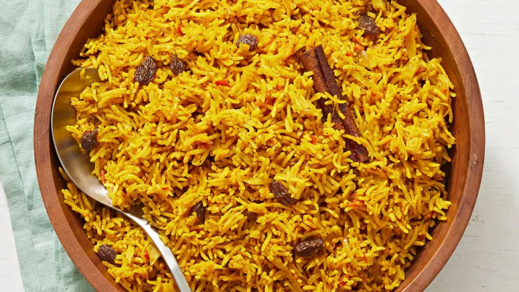 Djibouti Food - Bariis Iyo (Spicy Rice) 