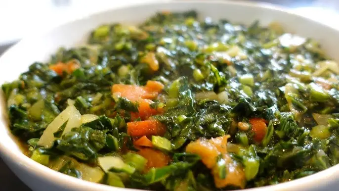 Equatorial Guinea Food - Mbika (Spinach Stew) 