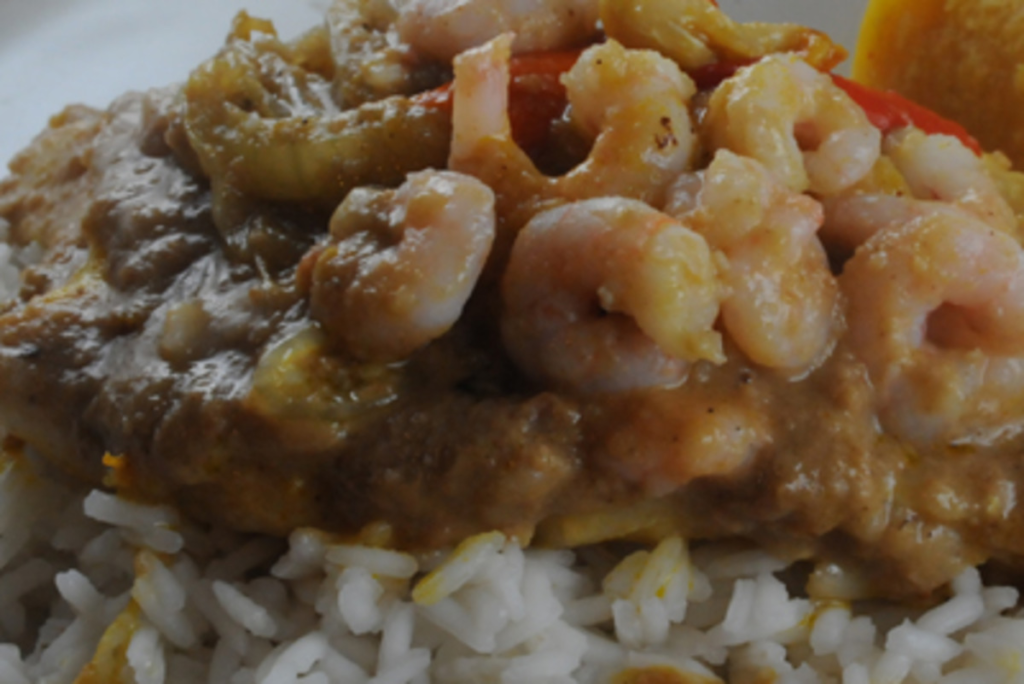 Gabon Cuisine - Poissons en Sauce aux Arachides (Fish in Peanut Sauce)